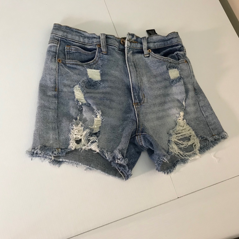 Fashion Nova Women's Low Rise Distressed Denim Shorts Y2K Size 3/26